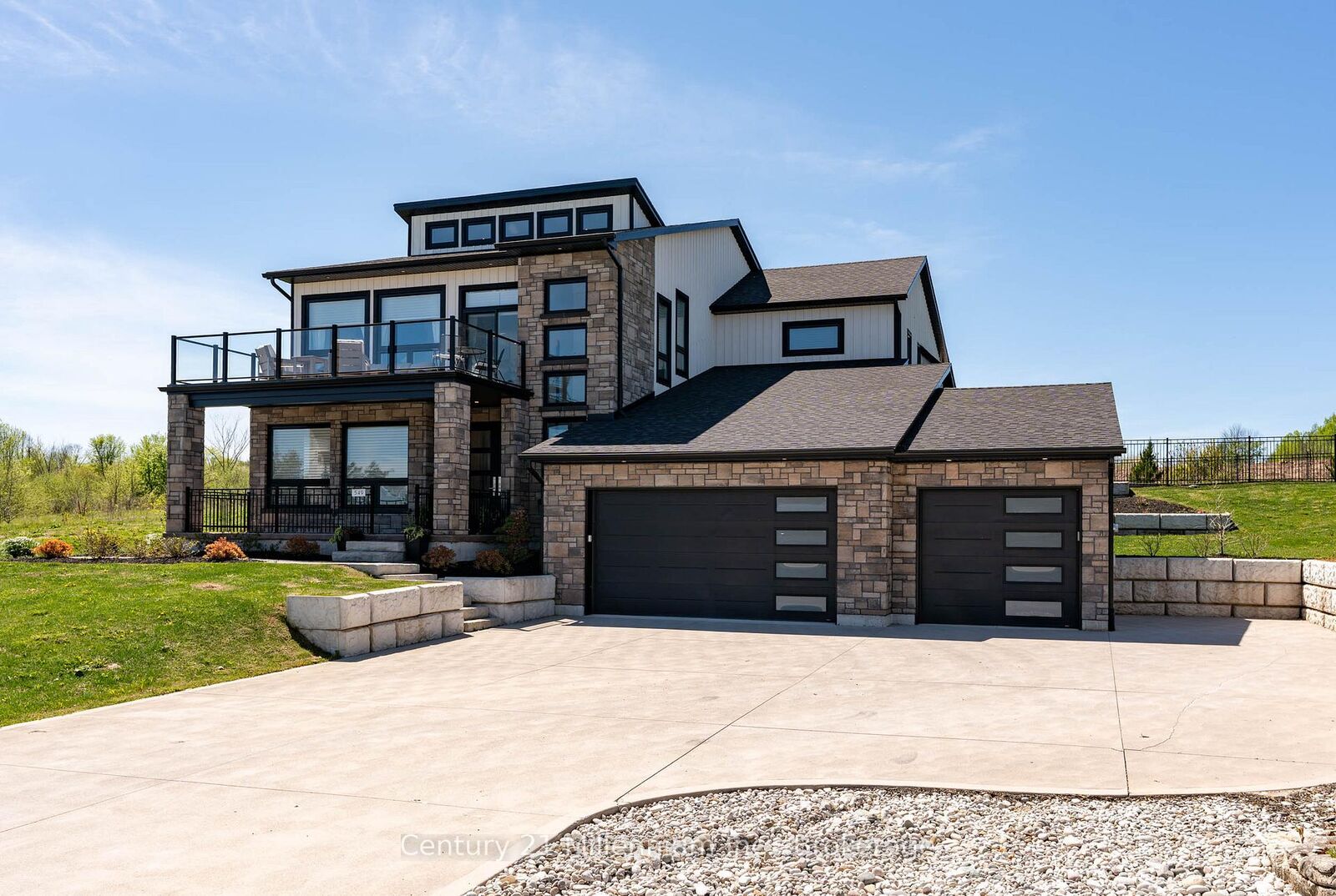 Property Photo:  549 Punkinseed Lane  ON N0H 1S0 