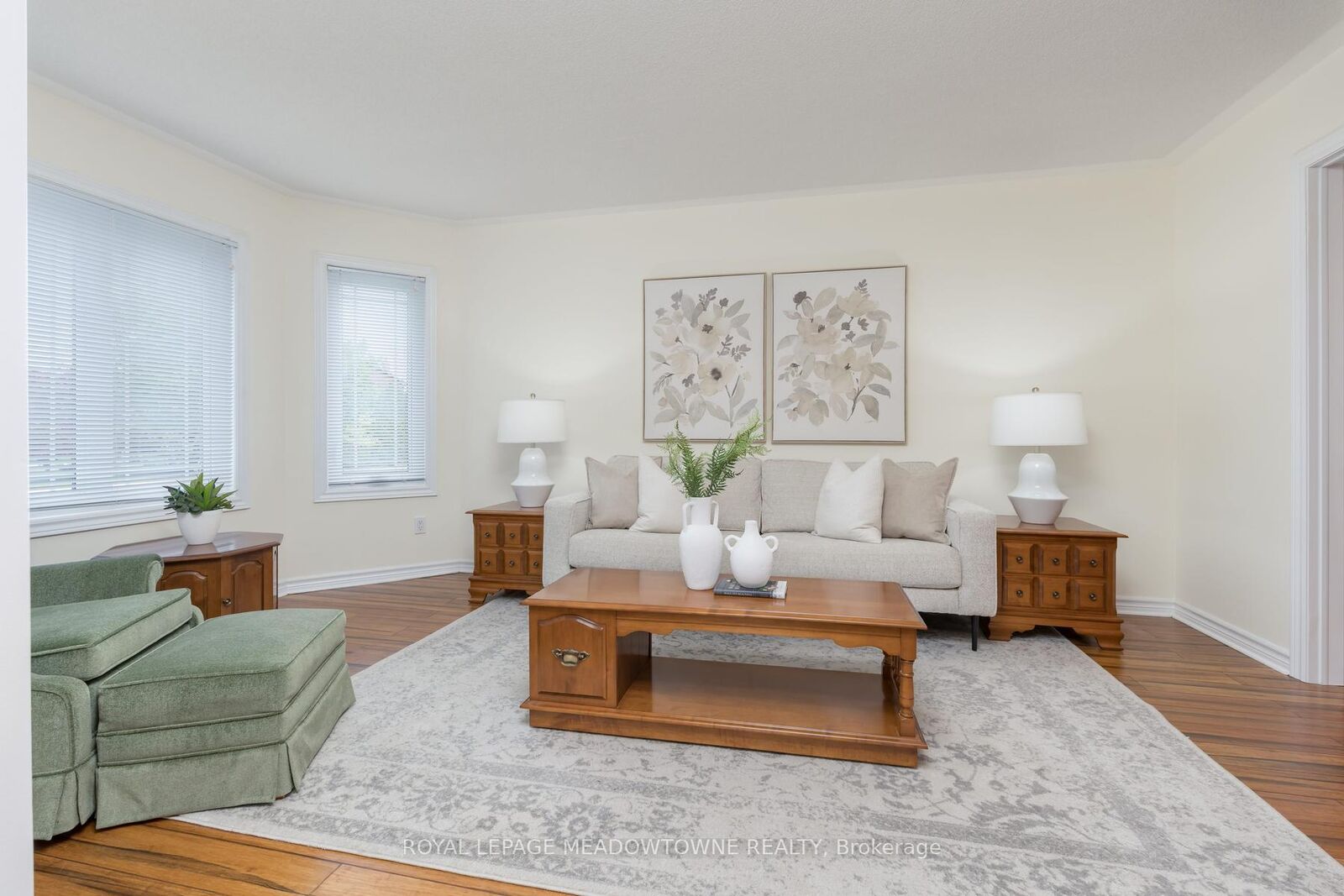 Property Photo:  7 Eaton Street  ON L7G 5J9 