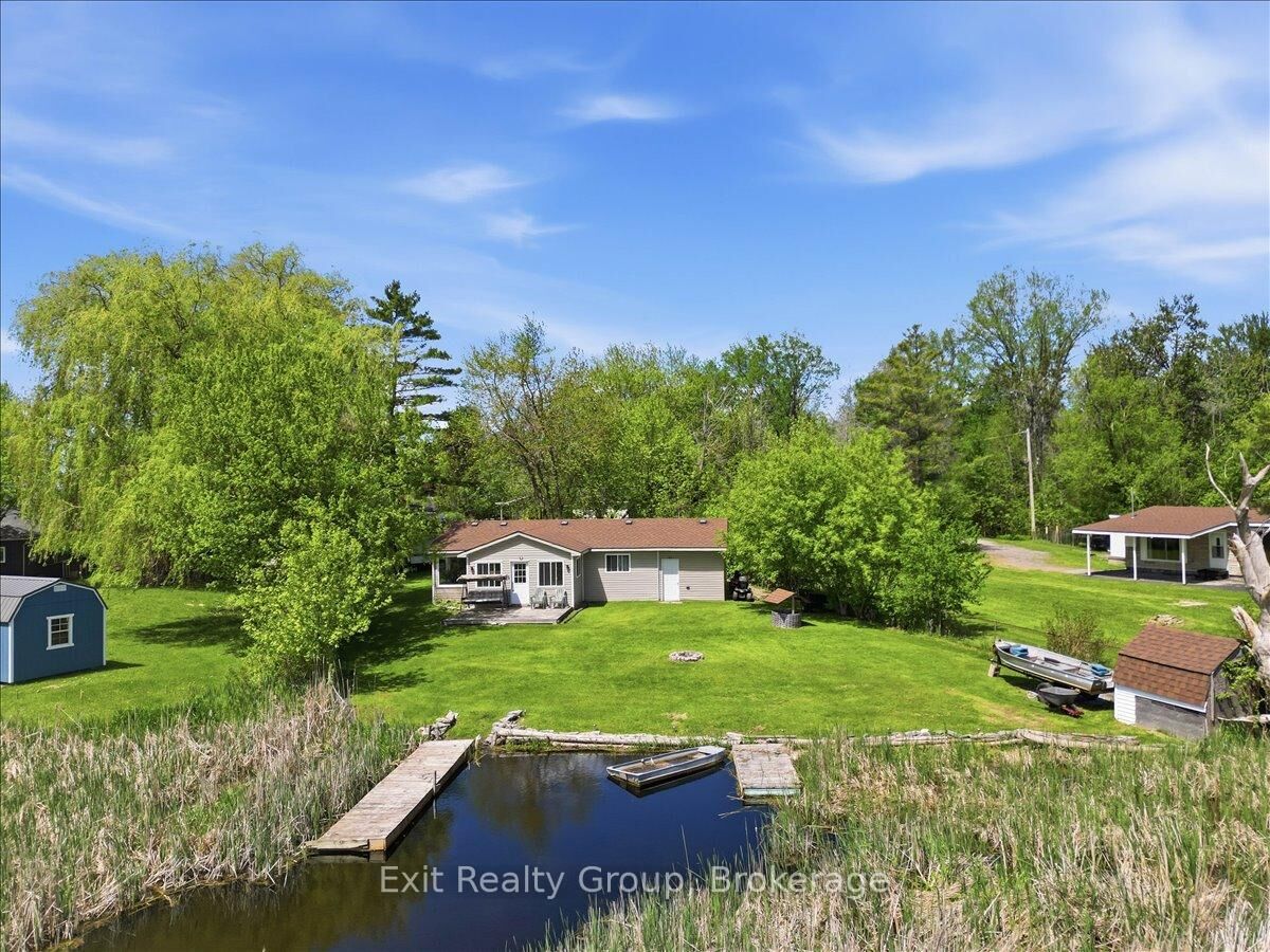 Property Photo: 33 Willow Point Road ON K0K 1H0