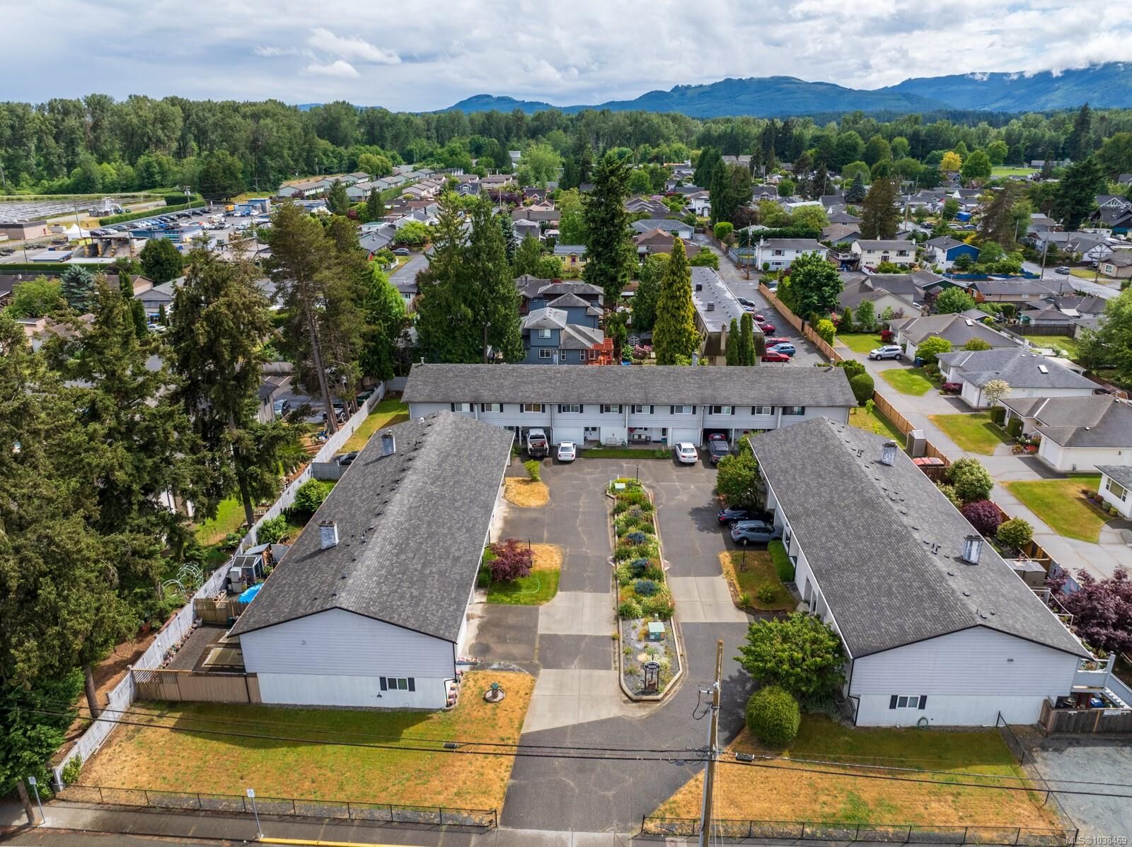 Property Photo:  1030 Trunk Rd #12  BC V9L 2S2 