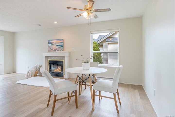 Property Photo:  339 Rheumer Cres  BC V9P 2T8 