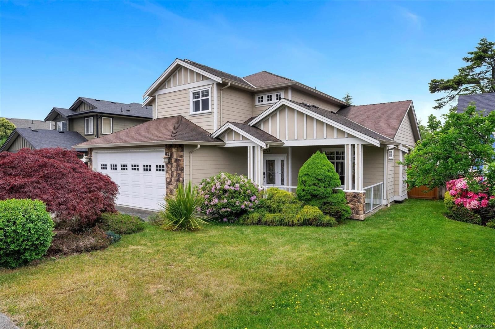 Property Photo: 1713 Mamich Cir BC V8N 6M9