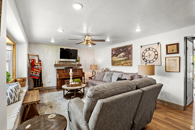Property Photo:  315 Emery Ave  UT 84513 