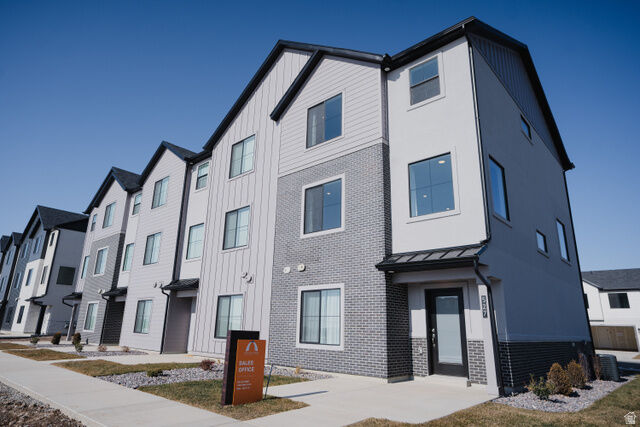 Property Photo:  2016 W 1150 S 1017  UT 84651 