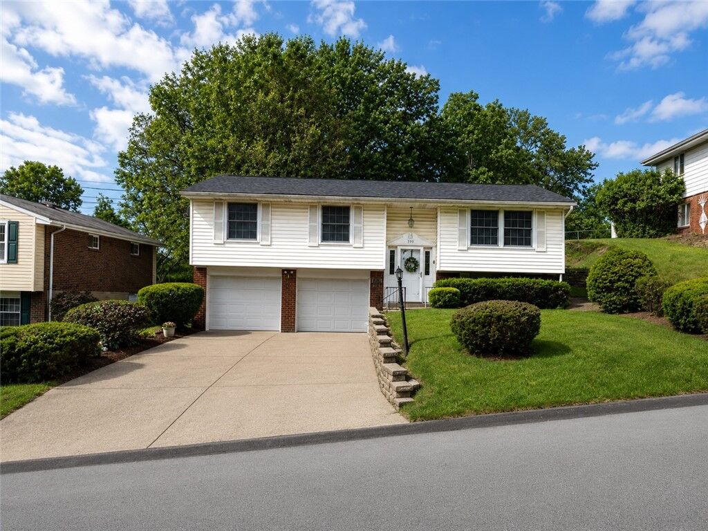 Property Photo:  171 Crescent Garden Dr  PA 15235 