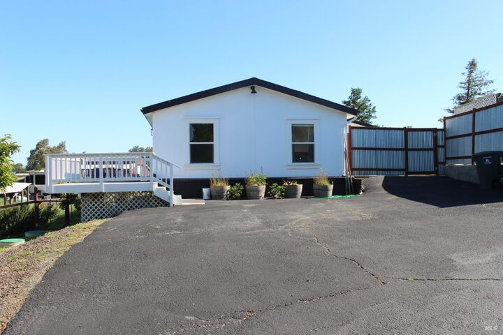 Property Photo:  2408 2412 Magnolia Avenue  CA 94952 