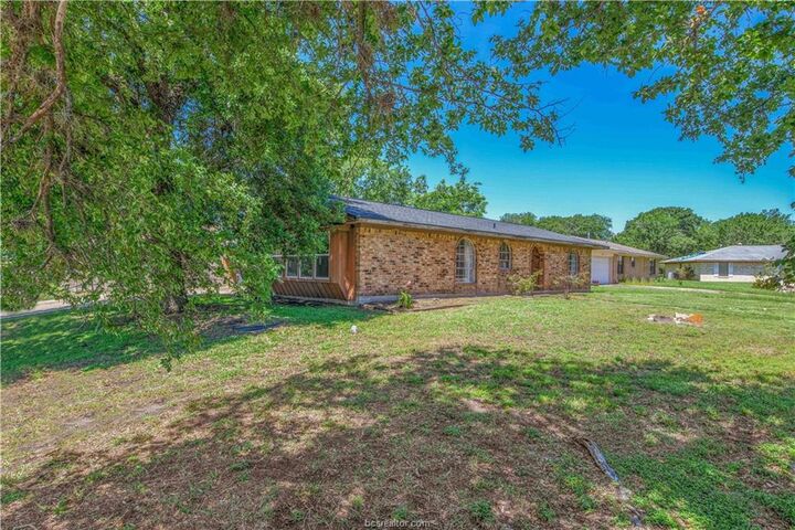Property Photo: 1404 Medina Drive TX 77840
