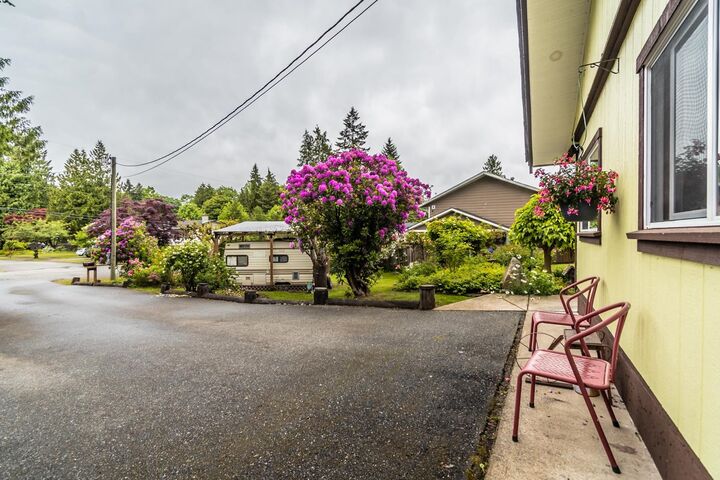 Property Photo:  19746 49 Avenue  BC V3A 3R4 