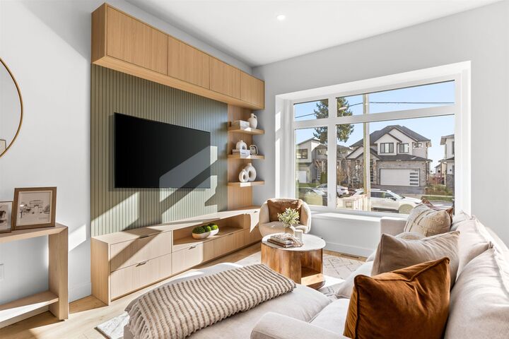 Property Photo:  16795 Edgewood Drive 102  BC V3Z 9X9 