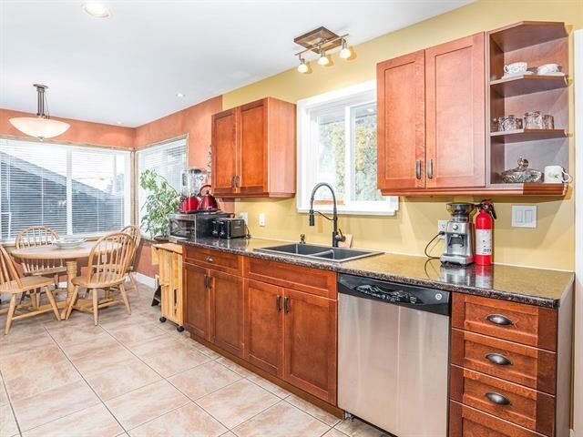 Property Photo: 11719 75A Avenue BC V4C 1J6