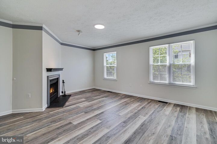 Property Photo:  102 Riverside Run Drive  MD 20640 