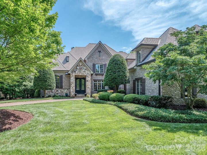 Property Photo:  405 Eagle Bend Drive  NC 28173 