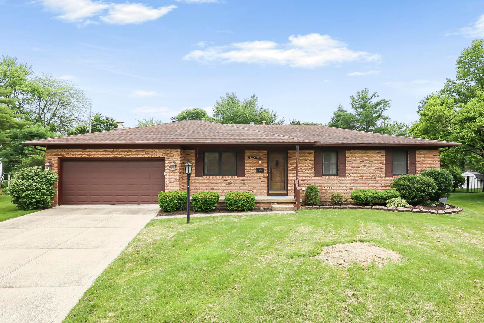Property Photo:  1767 Larkwood Place  OH 43229 