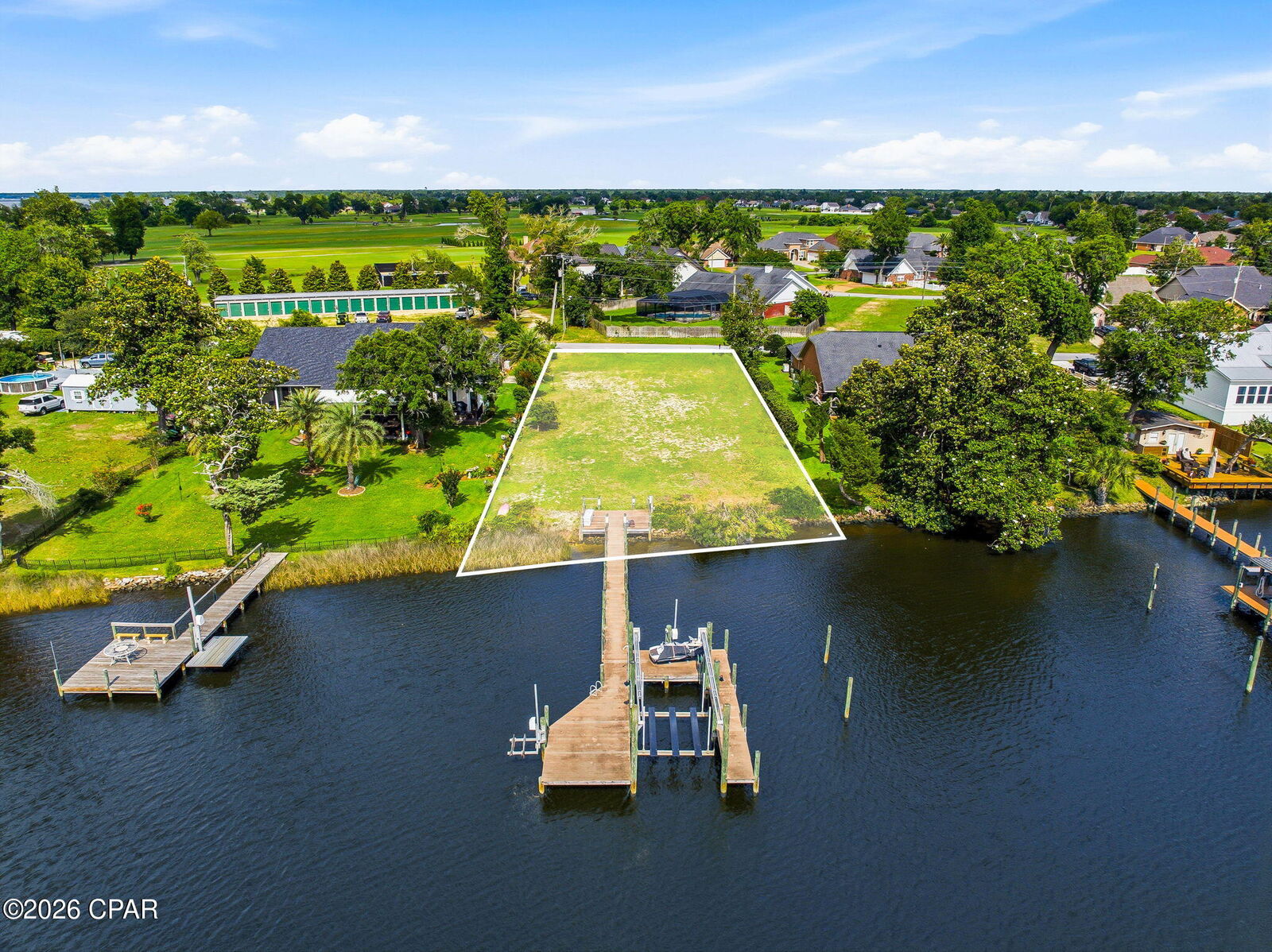 Property Photo: 504 Colorado Avenue FL 32444