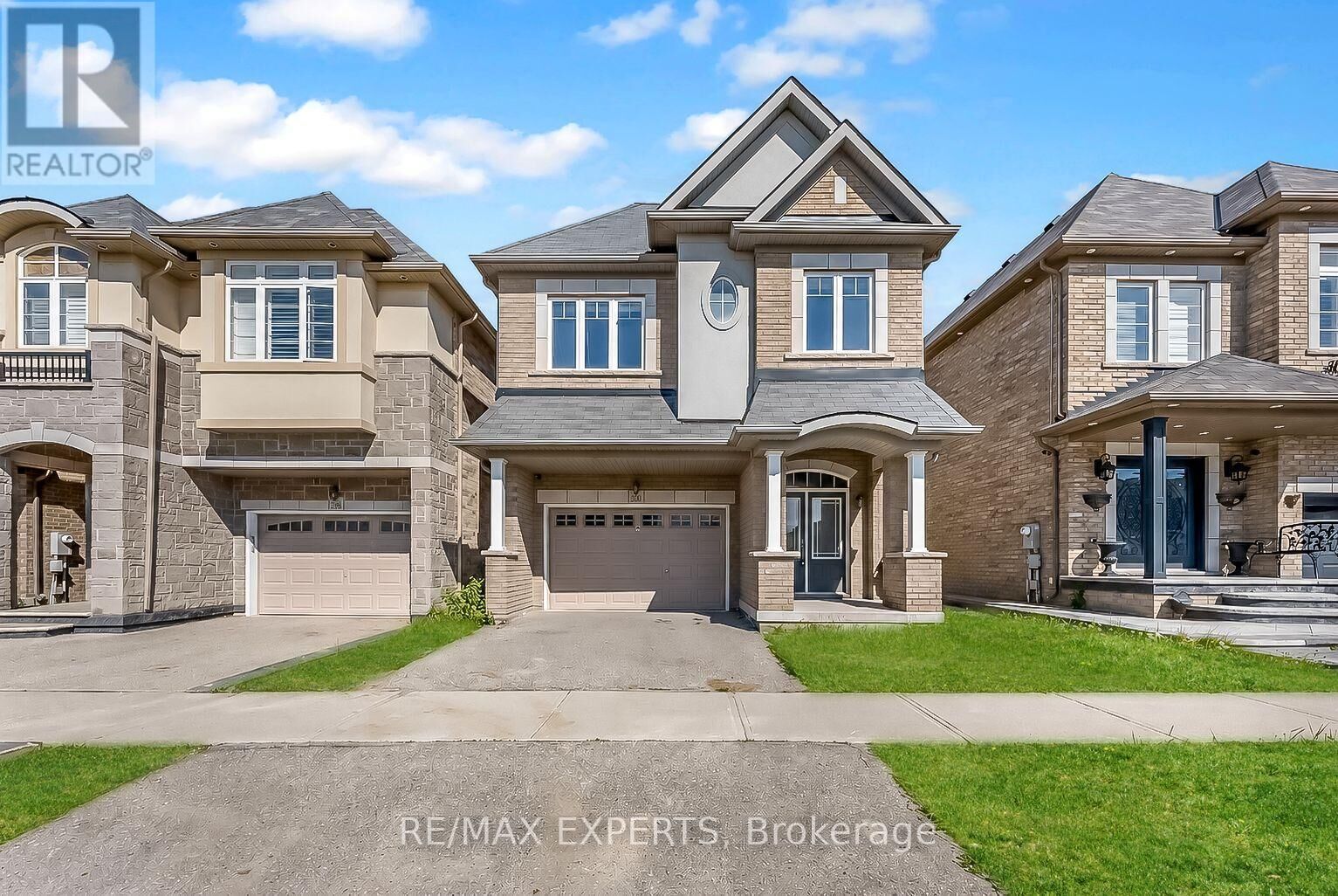 Property Photo:  300 Remembrance Road  ON L7A 0G4 