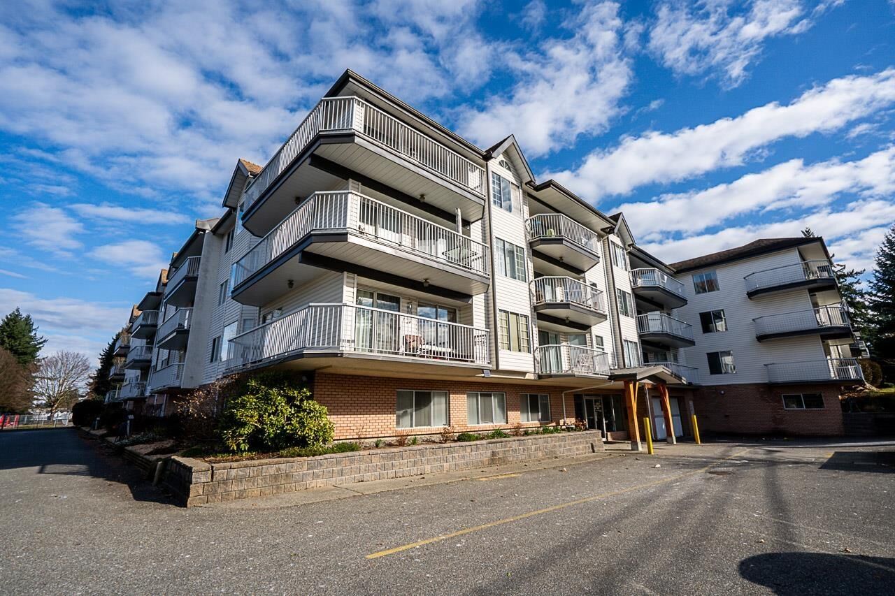 Property Photo:  33535 King Road 219  BC V2S 6Z5 