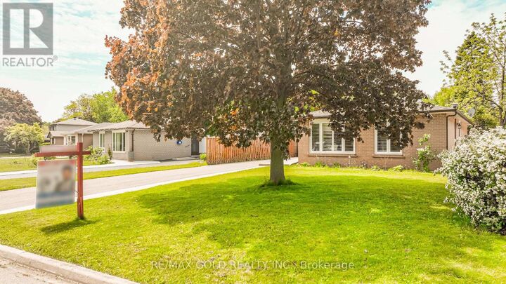 Property Photo:  29 Duke Road  ON L6T 3J9 