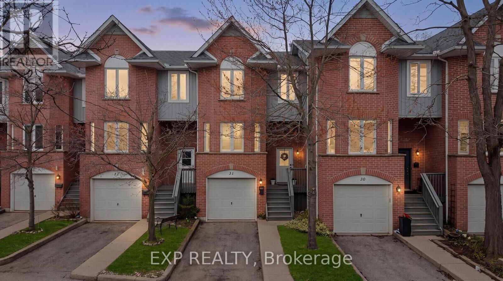 Property Photo:  245 Bishop Street South 31  ON N3H 5N2 