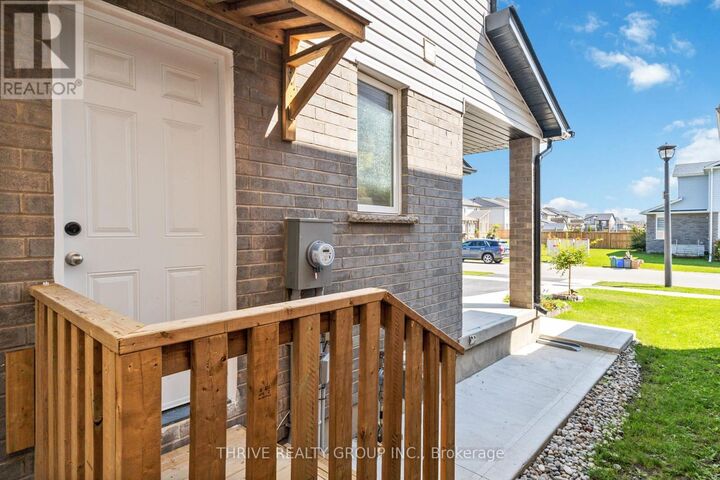 Property Photo:  2043 Cedarpark Drive Lower  ON N5X 0N2 