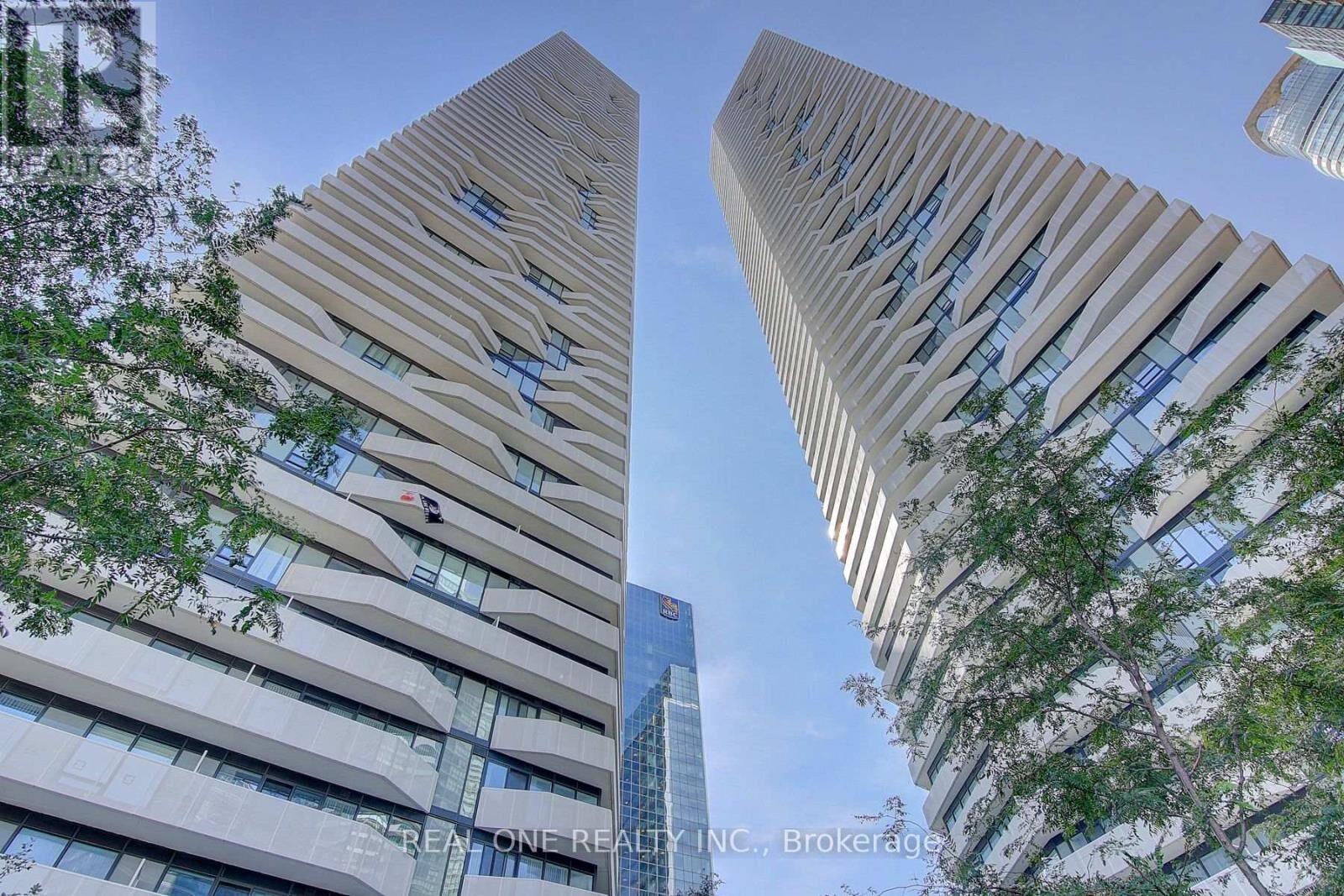Property Photo:  100 Harbour Street 5008  ON M5J 0B5 
