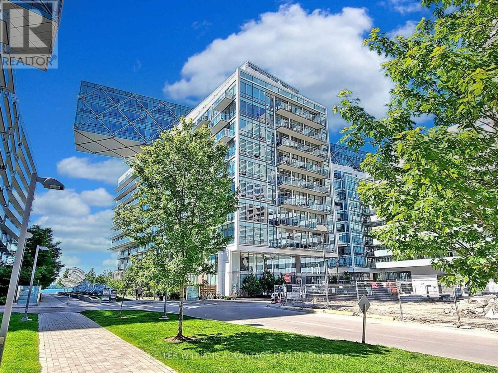 Property Photo:  29 Queens Quay East 401  ON M5E 0A4 