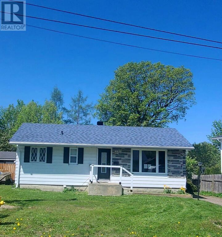 43 Poplar Rd — photo 1