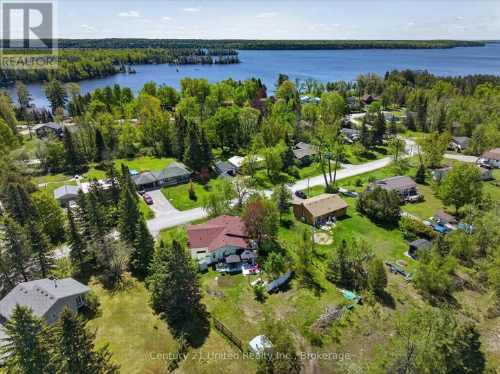 Photo de la propriété:  216 Alpine Lake Road  ON K0M 1A0 