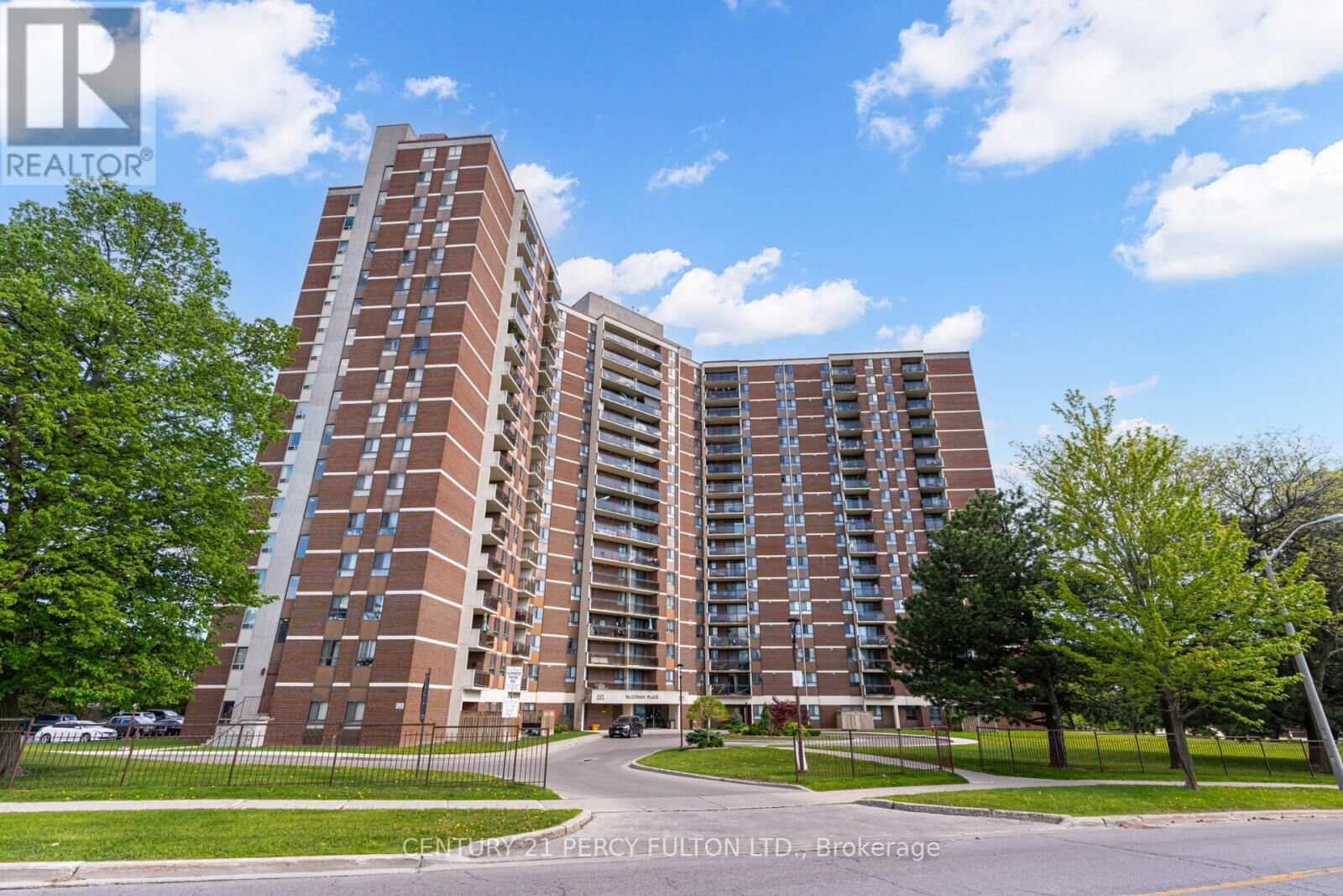 Property Photo:  121 Trudelle Street 608  ON M1J 3K4 
