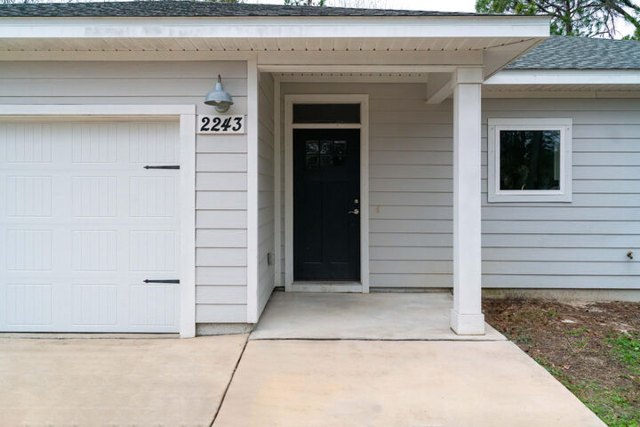 Property Photo: 2243 N Wind Trace Road FL 32566