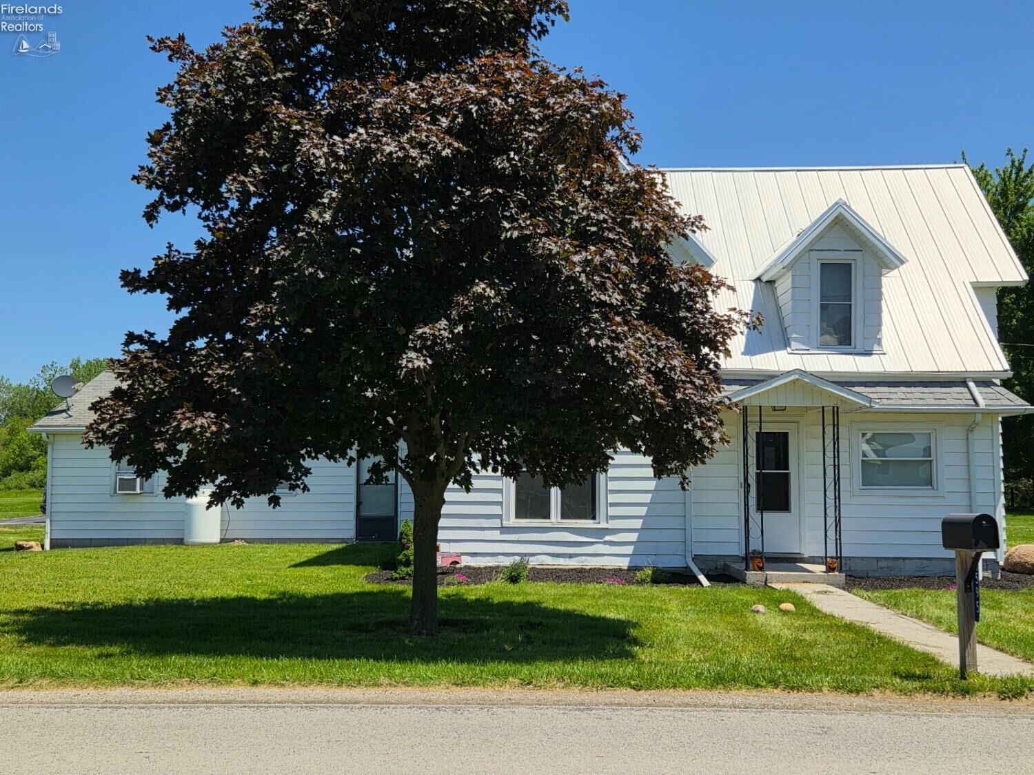Property Photo:  6595 N County Road 5  OH 44830 