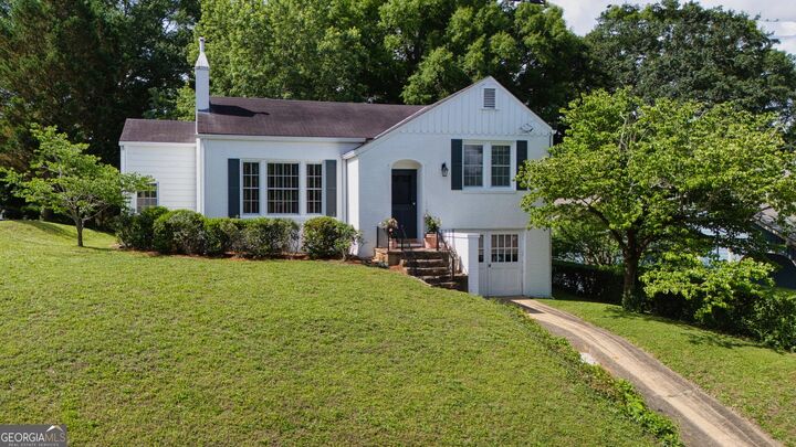 Property Photo:  414 E 9th Street SE  GA 30161 