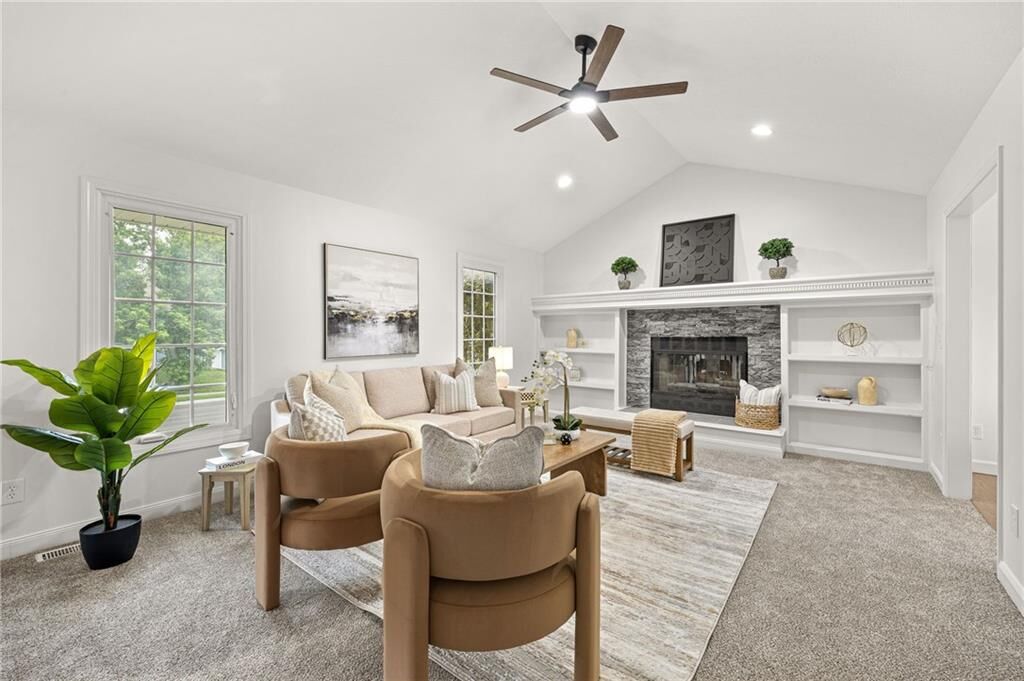 Property Photo:  1119 W Pleasant Drive  MO 64083 