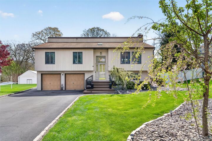 Property Photo:  3 Arlington Drive  NY 10926 