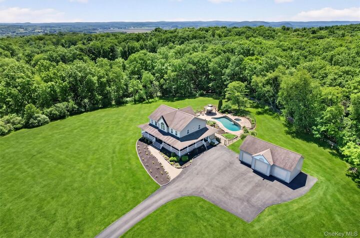 Property Photo:  954 Ridgebury Road  NY 10958 
