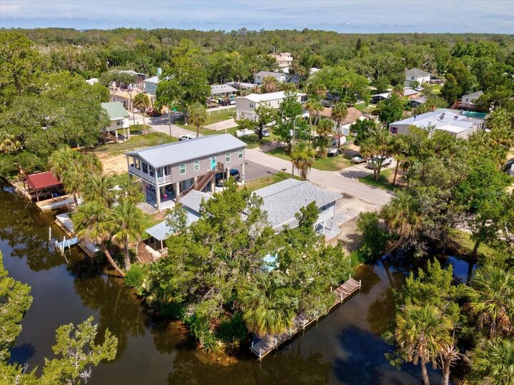 Property Photo:  6150 Island Drive  FL 34607 
