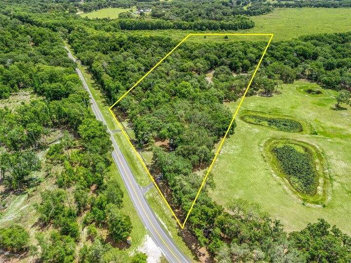 Property Photo: 4801 County Road 575 FL 33513