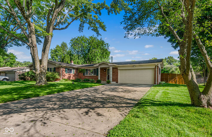 Property Photo:  1010 Driftwood Avenue  IN 47203 
