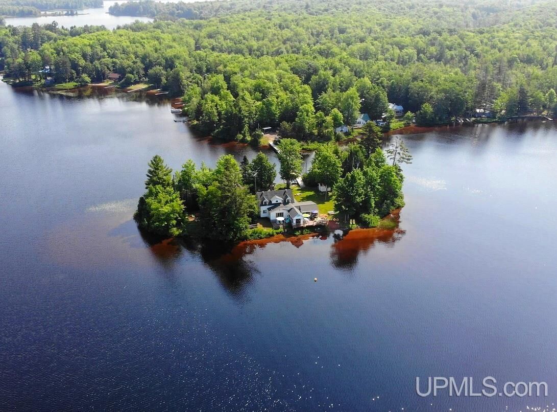 Property Photo: 7021 Island Lane MI 49965