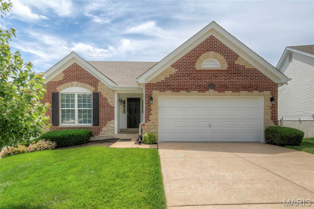 Property Photo: 715 River Glen Drive MO 63368