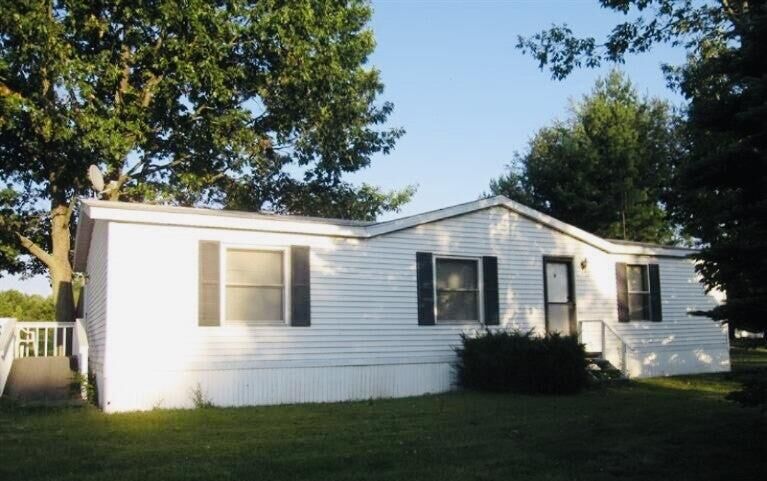 Property Photo:  1700 W County Line Road  MI 49343 