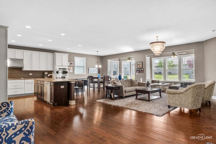 Property Photo:  2832 Chevy Chase Lane  IL 60564 