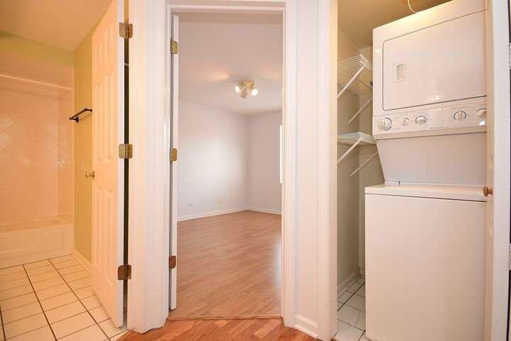 Property Photo: 5351 N East River Road 203 IL 60656