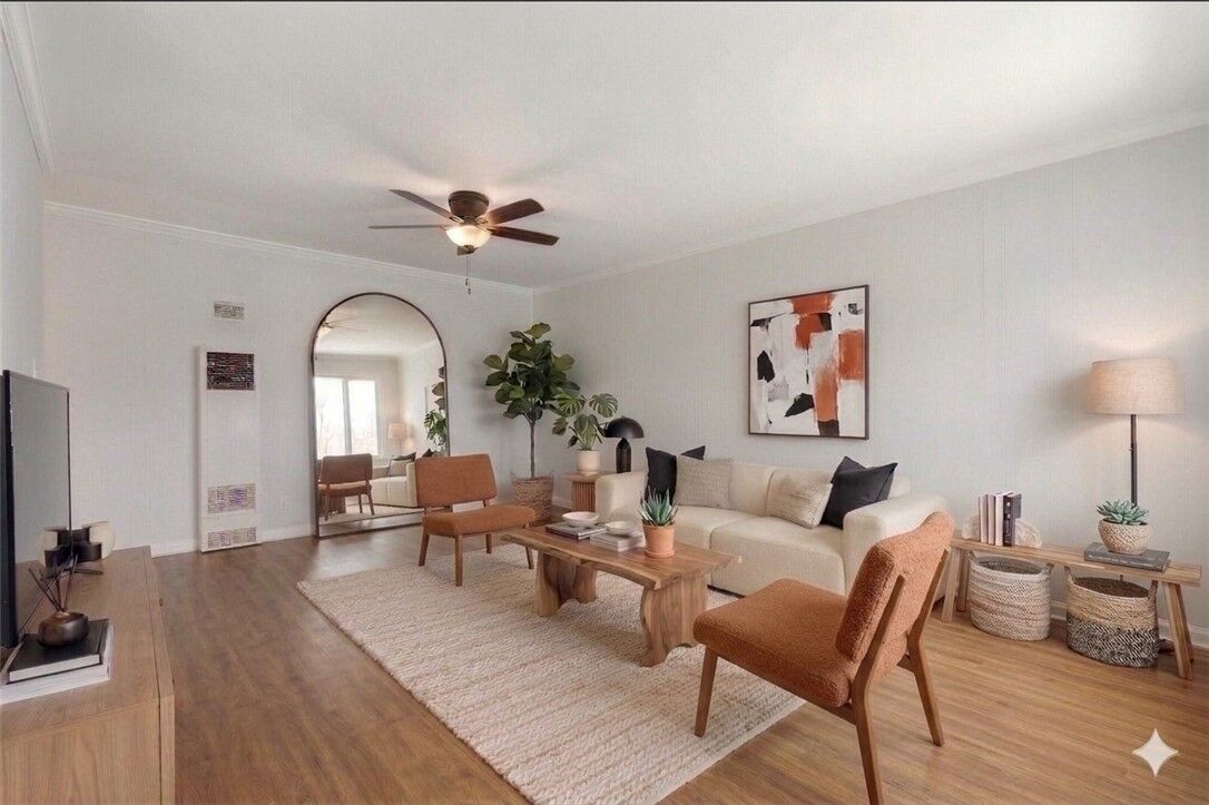 Property Photo:  1227 E 1st Street 2C  CA 90802 