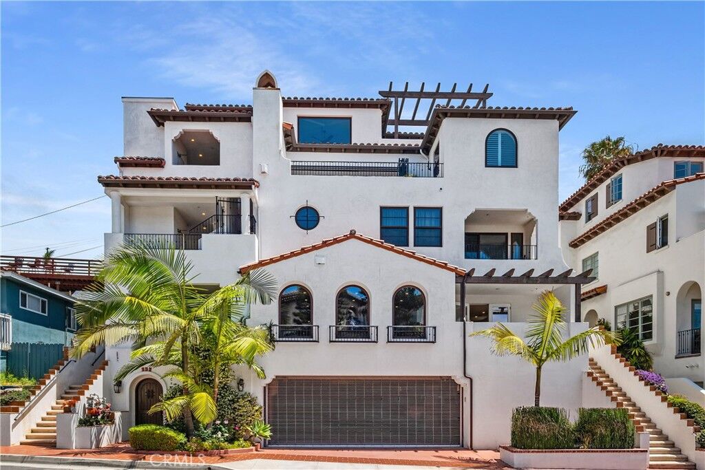 Property Photo:  407 Avenida Santa Barbara  CA 92672 