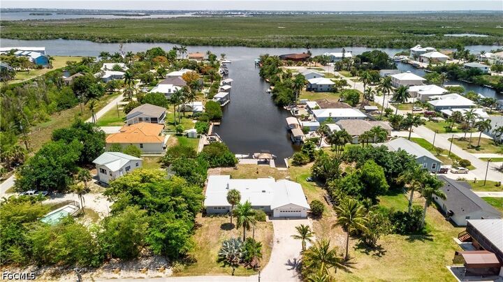 Property Photo:  5387 Marina Drive  FL 33922 