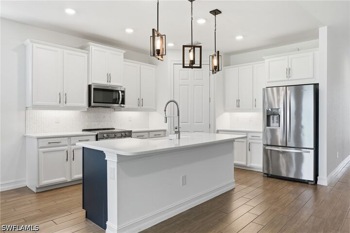Property Photo:  28032 Captiva Shell Loop  FL 34135 