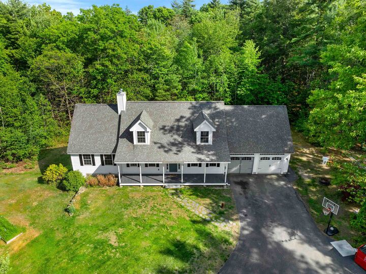 Property Photo:  137 Hearthside Drive  NH 03825 
