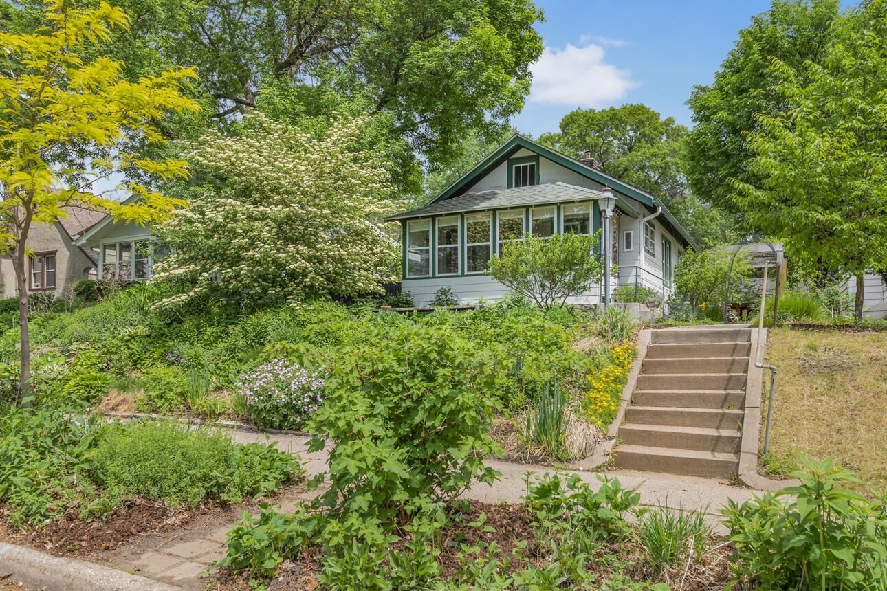 Property Photo: 3323 Buchanan Street NE MN 55418