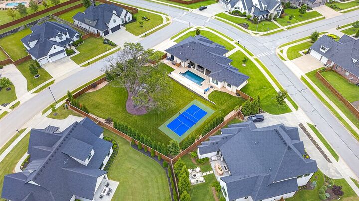 Property Photo:  8601 W Migration Way  AR 72713 