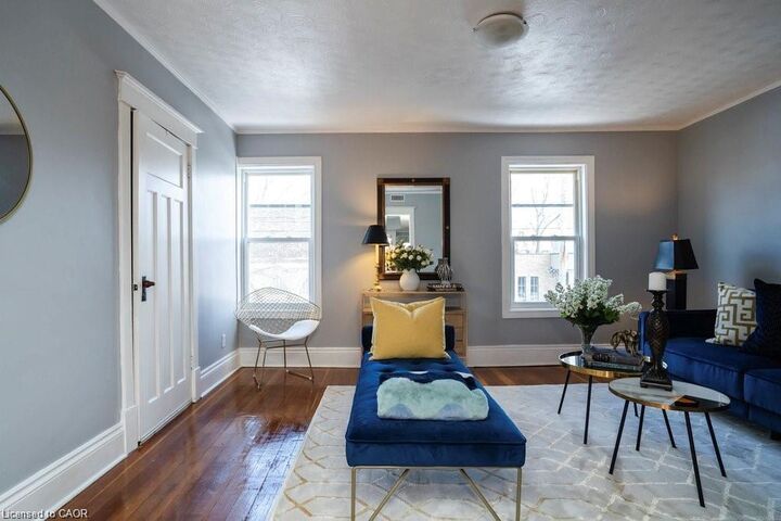 Property Photo: 638 Concession Street 2 ON L8V 1B5